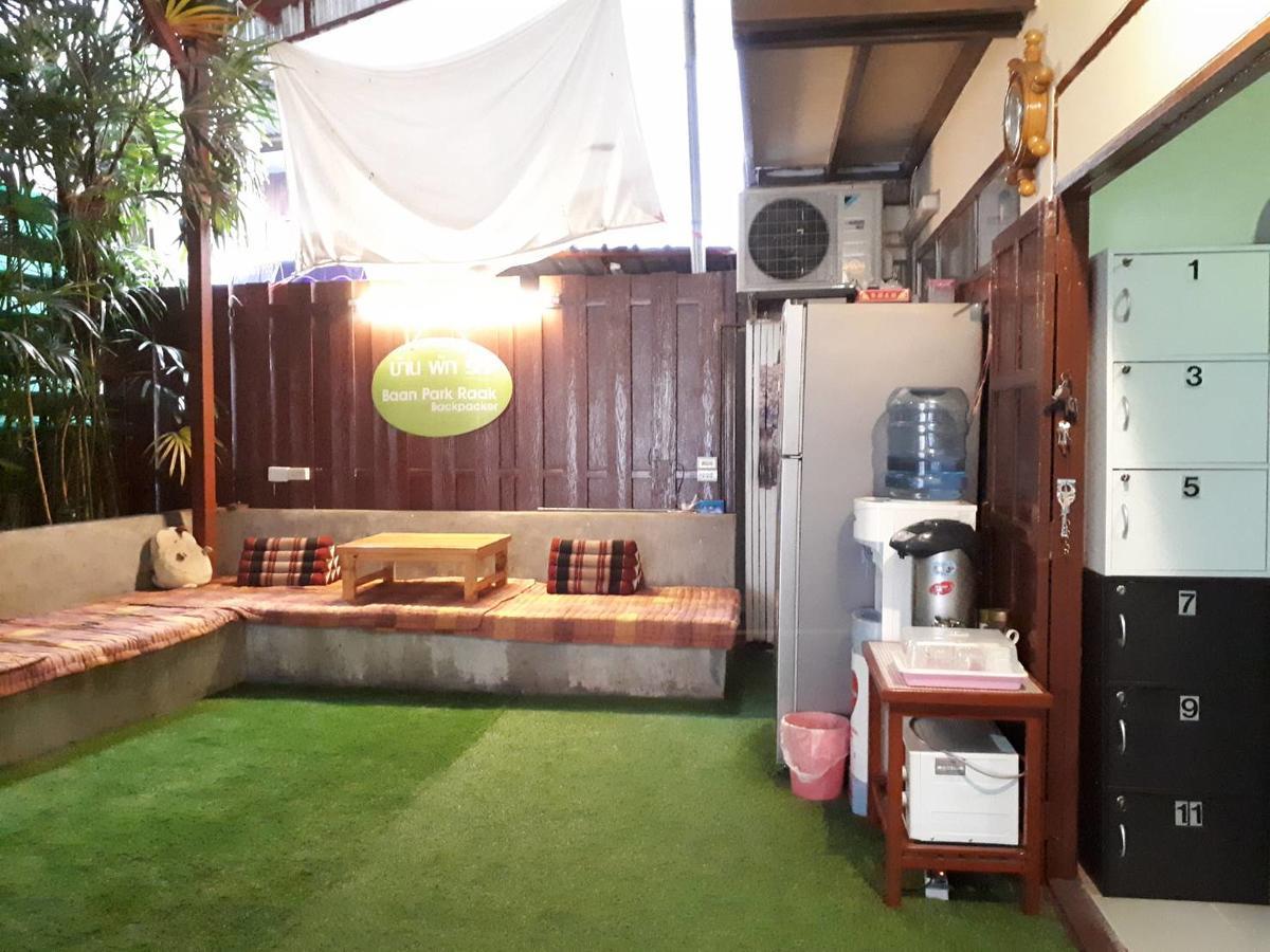 Baan Park Raak Backpacker Hostel Chiang Mai Eksteriør billede